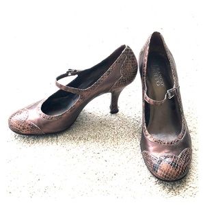 Franco Sarto fun animal print heels